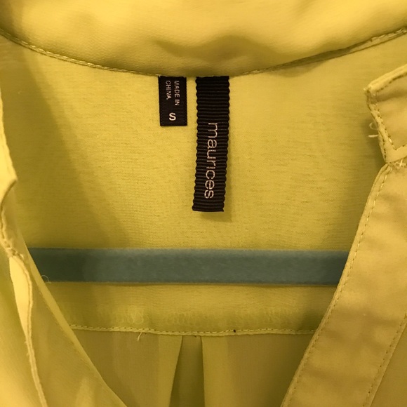 Maurice’s Green Blouse. Size S - Picture 2 of 5